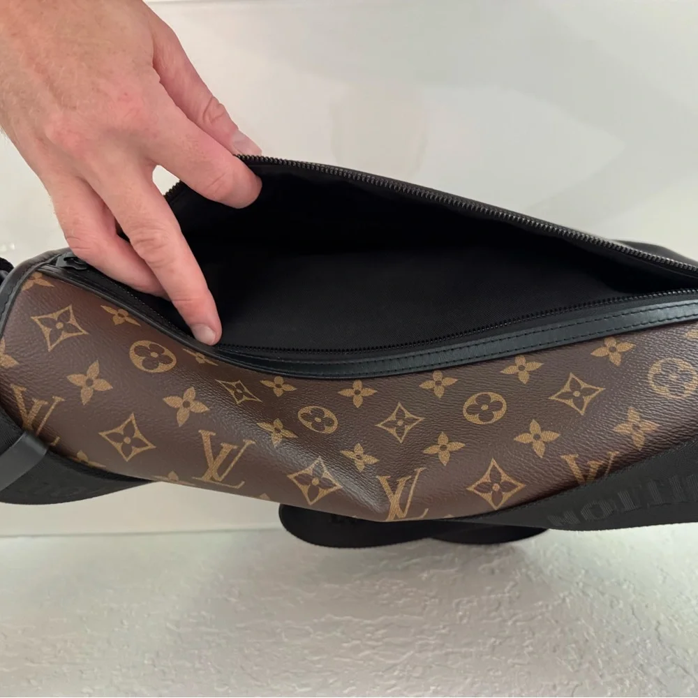 Louis Vuitton Monogram Messenger Bag in Brown and Black - Picture 12 of 16